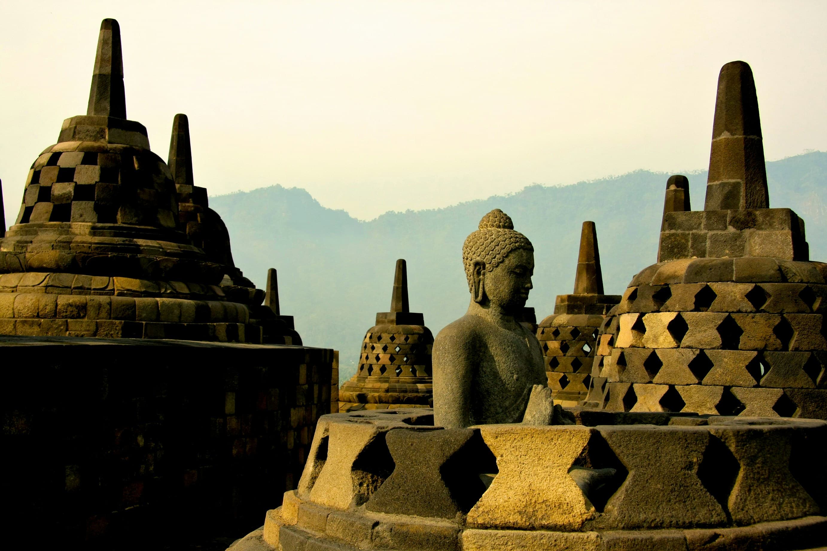 Pagi di Borobudur